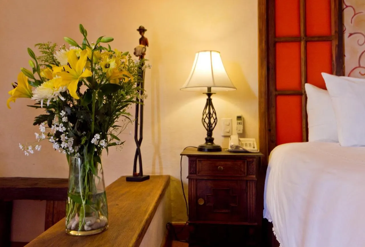 Bed & Breakfast La Casa Del Naranjo Hotel Boutique Queretaro