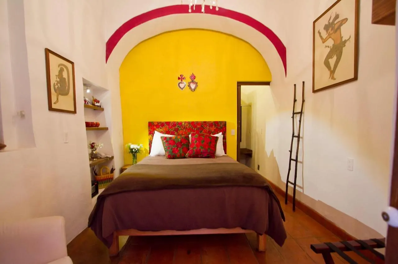 Bed & Breakfast La Casa Del Naranjo Hotel Boutique Querétaro